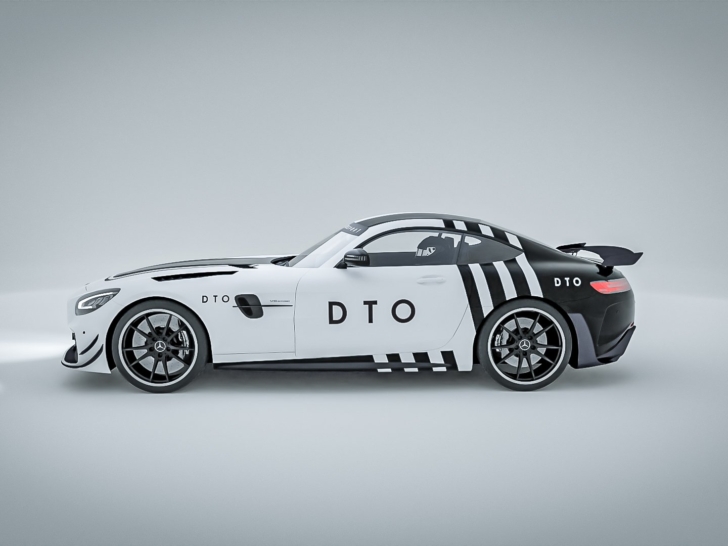 Mercedes AMG GTR